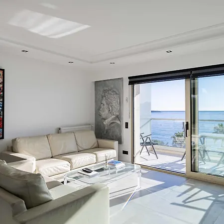 Ref 1962 - Seafront - 5mins To The Palais Des Festivals Διαμέρισμα *